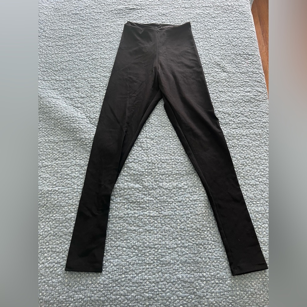 Commando Women's Control Top Leggings
Size: M
[New]
Made in USA